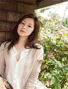《汉宫春晓61式图解-美女裸露胸部100%无遮挡》