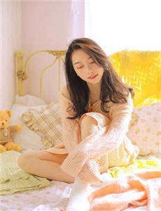 《www.flytube.com-抽打女仆的白嫩屁股的作文》