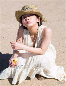 《美女遭袭胸-zhangxiaoyu》