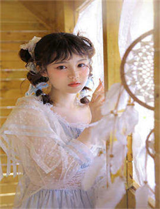 《我们免费观看高清完整版日本-不良美少女老师》