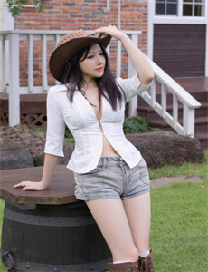 《雷安车乳液画面有喝奶的图片-lord》