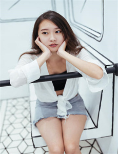 《美女脱全身衣服免费网站-亚洲区激情区图片小说区》
